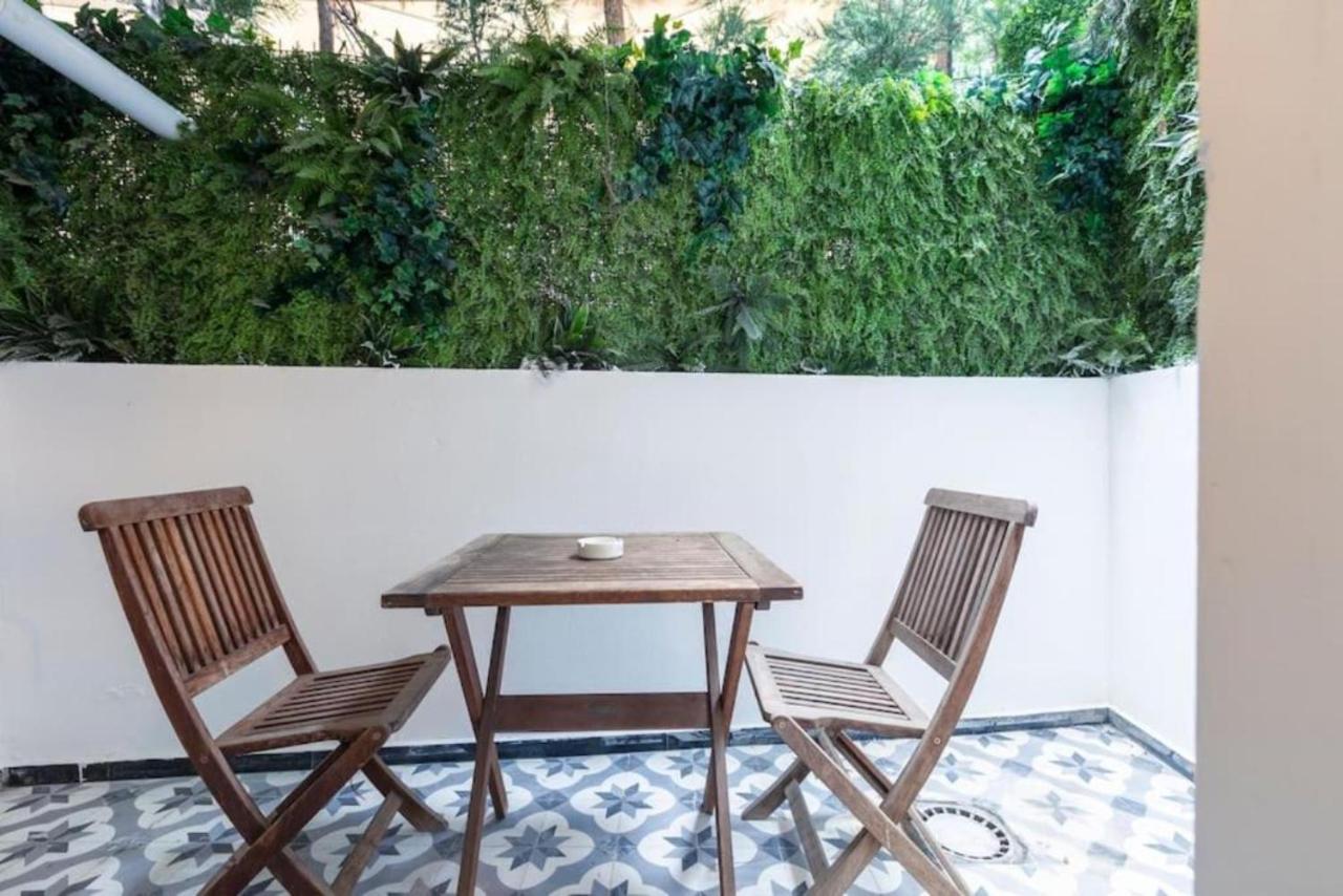 Historical 4-Br Home Steps From Besiktas Stadium & Bosphorus Views - Prime Nisantasi Location! อิสตันบูล ภายนอก รูปภาพ