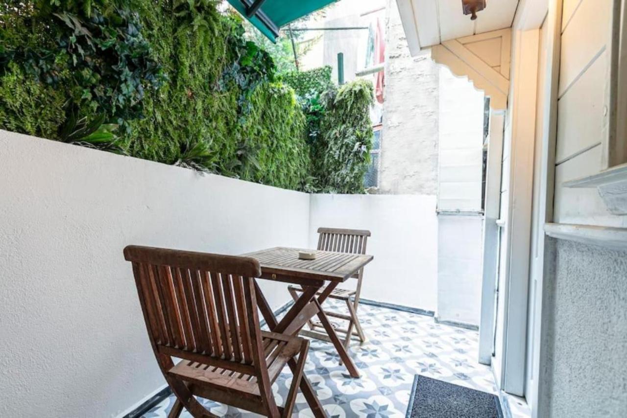 Historical 4-Br Home Steps From Besiktas Stadium & Bosphorus Views - Prime Nisantasi Location! อิสตันบูล ภายนอก รูปภาพ